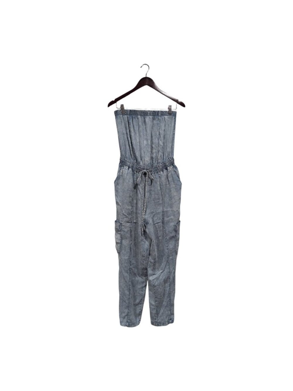 Evereve Jumpsuit Strapless Elastic Waist Utility Pockets Light Washed Blue Sz M